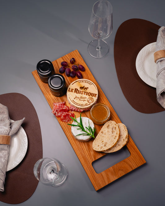 TRÉ - Dele | Tapasfjøl - Eik